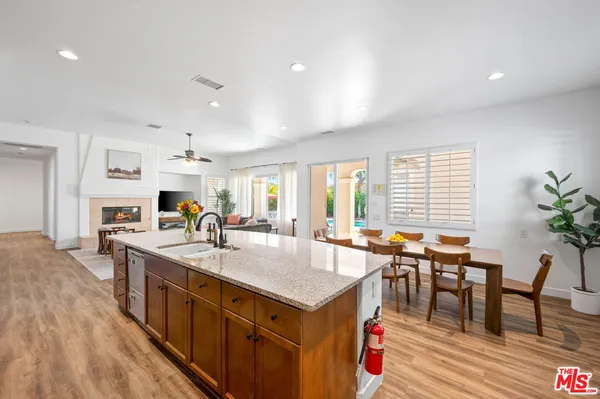 $1,375,000 | 1441 Lorena Way, Palm Springs, CA 92262