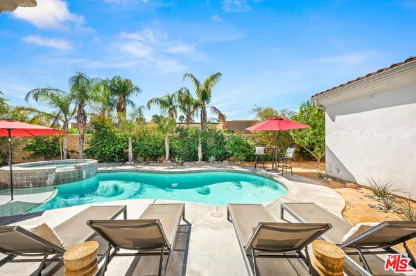 $1,375,000 | 1441 Lorena Way, Palm Springs, CA 92262