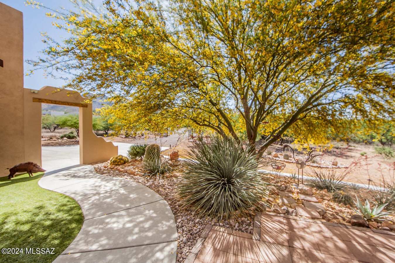 216 Vara Court Rio Rico, AZ 85648 - Photo 3 of 50
