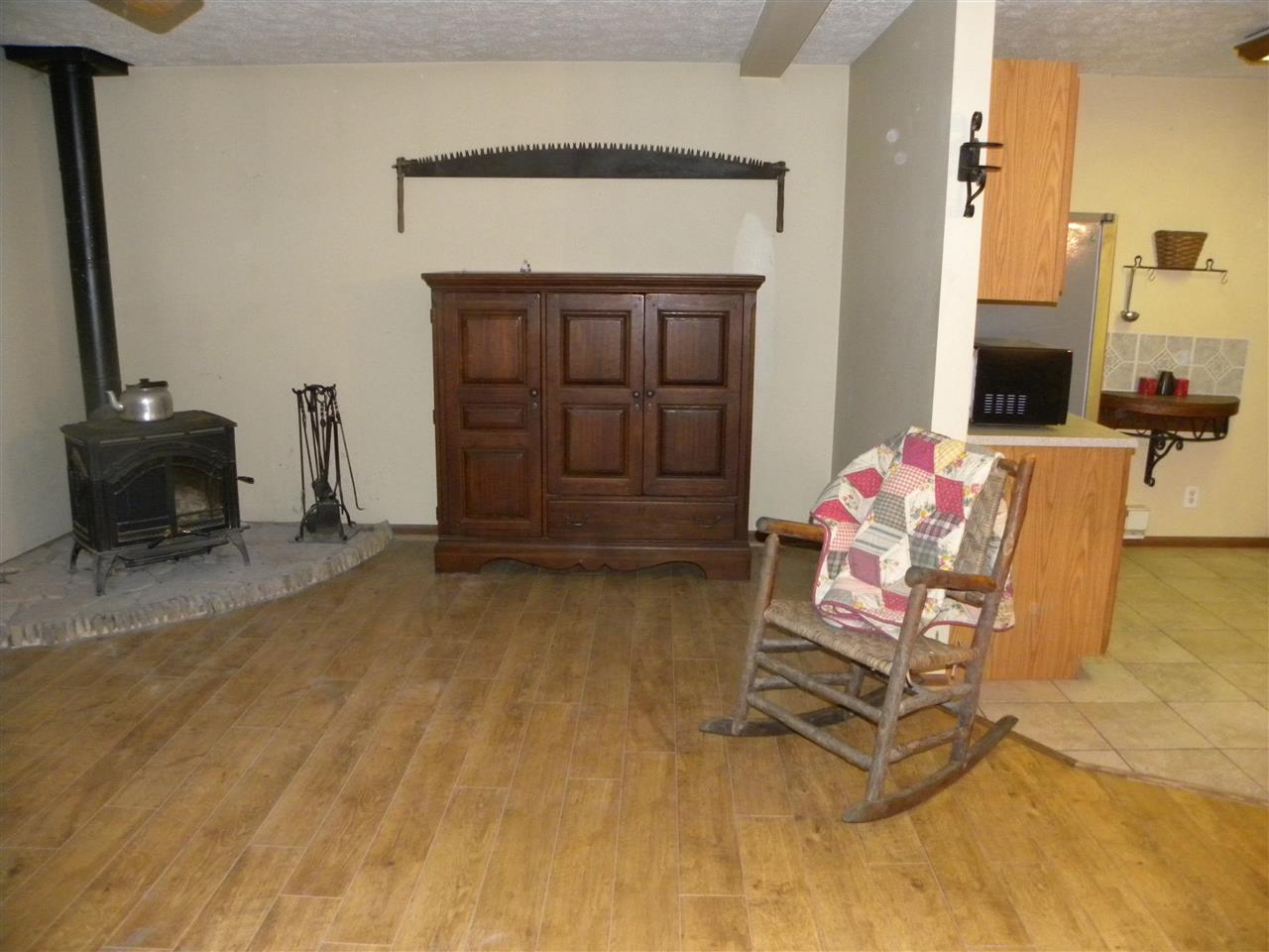 1806 East Romona Road Spencer, IN 47460 - Photo 8 of 17 Gallery Image 8