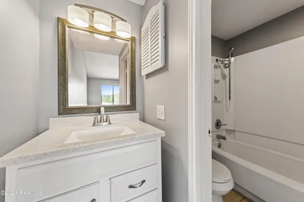 $950 | 2826 Louisiana Avenue, Unit 907, Lafayette, LA 70501