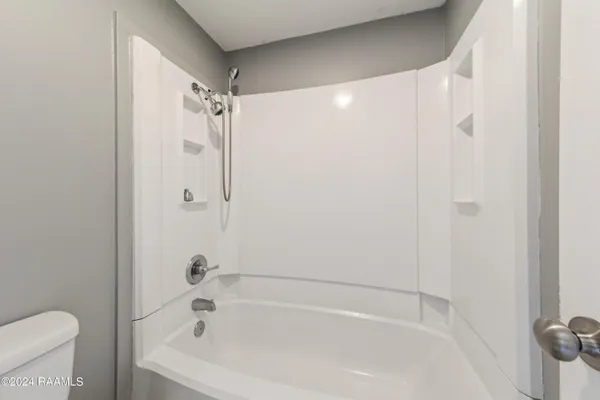 $950 | 2826 Louisiana Avenue, Unit 907, Lafayette, LA 70501