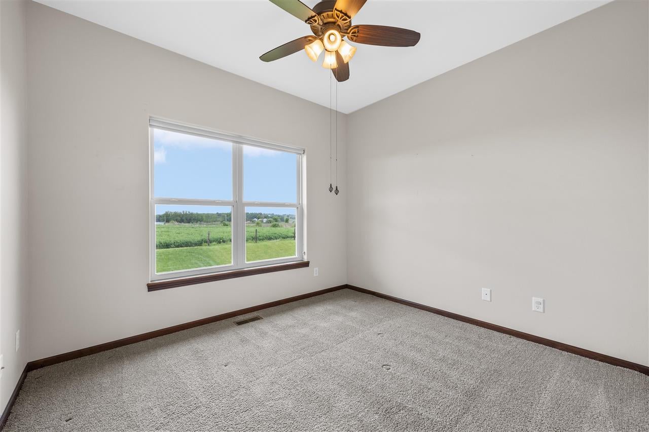 3025 Ridgeview Drive Ely, IA 52227 - Photo 31 of 46 Gallery Image 31