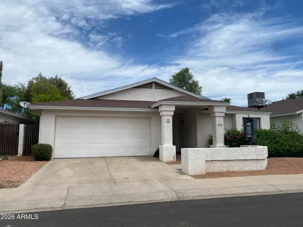 $1,950 | 510 West Fellars Drive, Phoenix, AZ 85023