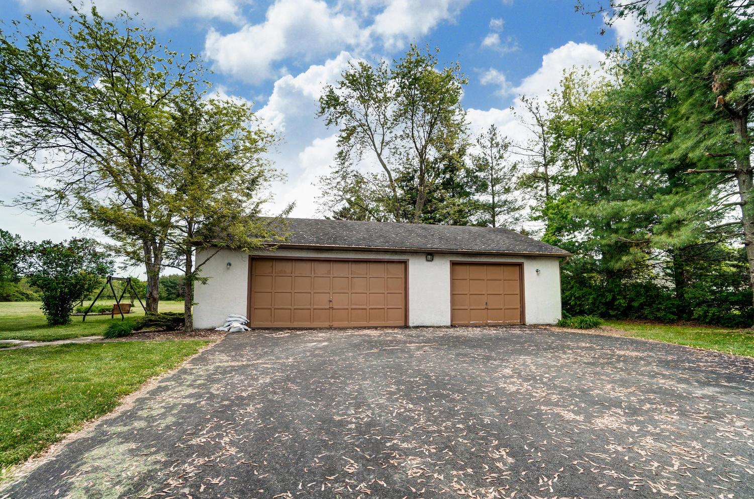 8805 Riebel Road Galloway, OH 43119 - Photo 3 of 71 Gallery Image 3