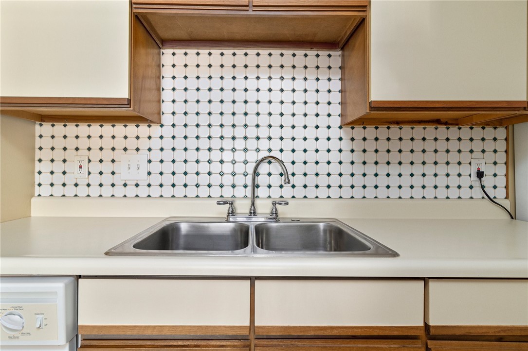 200 Post Road, Unit 507 Warwick, RI 02888 - Photo 8 of 37
