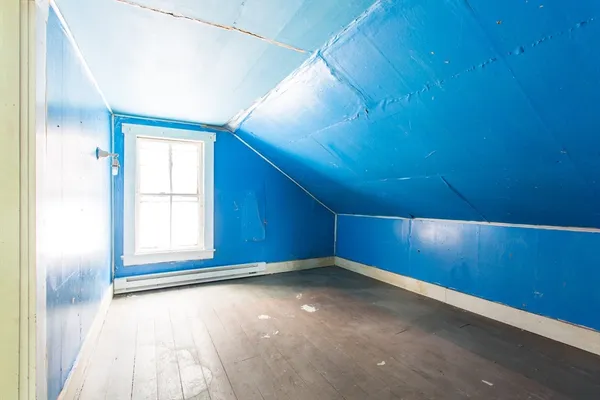 $249,900 | 132 East Main Street, West Brookfield, MA 01585