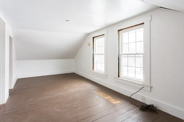 $249,900 | 132 East Main Street, West Brookfield, MA 01585