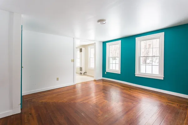 $249,900 | 132 East Main Street, West Brookfield, MA 01585