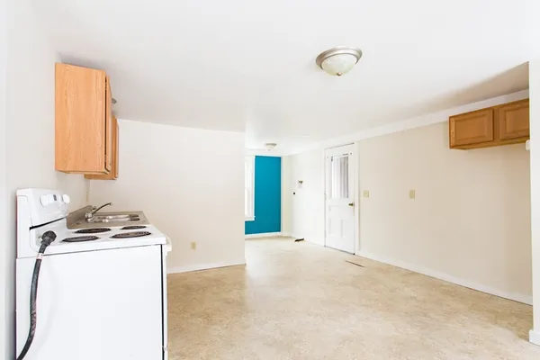 $249,900 | 132 East Main Street, West Brookfield, MA 01585