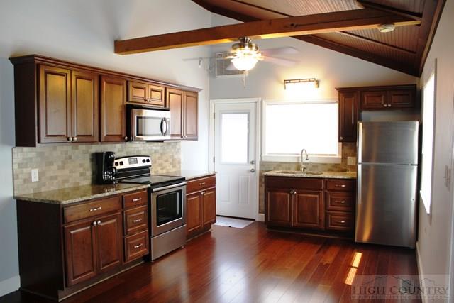 737 Round Knob Ridge Road West Jefferson, NC 28694 - Photo 20 of 23 Gallery Image 20