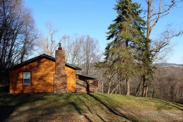 737 Round Knob Ridge Road West Jefferson, NC 28694 - Photo 2 of 23 Gallery Image 2