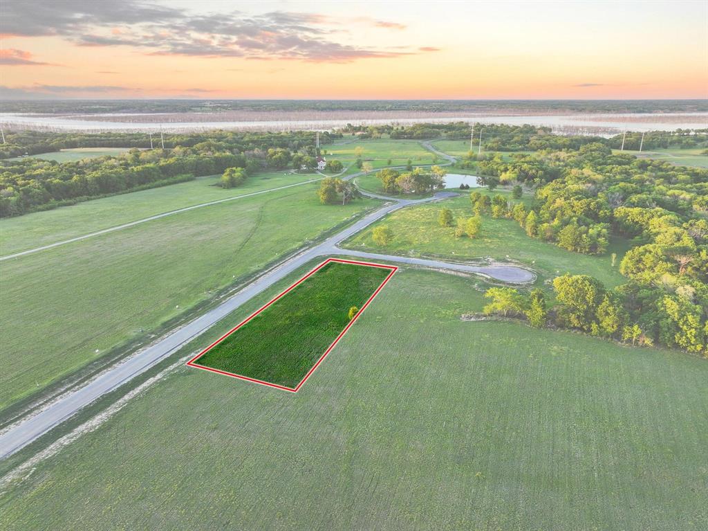 210 Diamond Point Dodd City, TX 75438 - Photo 11 of 24