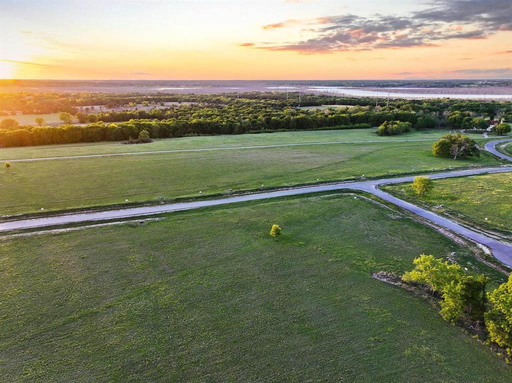 210 Diamond Point Dodd City, TX 75438 - Photo 7 of 24