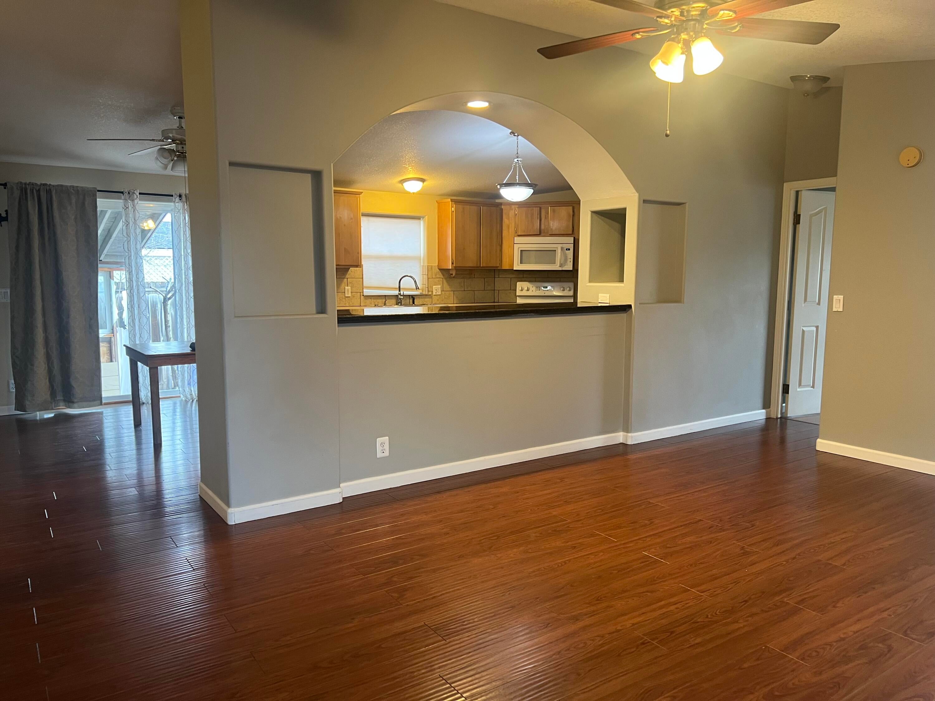 1201 Southwest 28th Street, Unit 48 Redmond, OR 97756 - Photo 32 of 48 IMG_1494