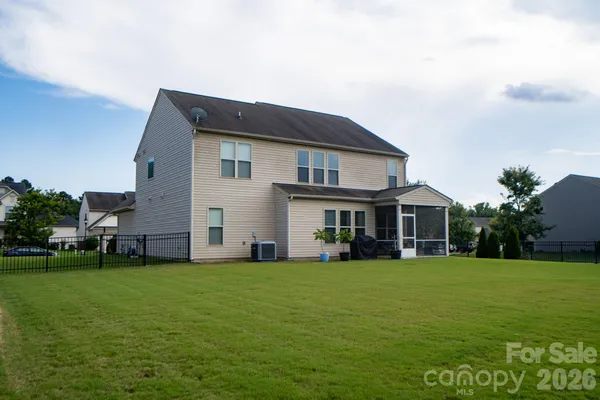 $610,000 | 3942 Kestrel Lane, Fort Mill, SC 29707