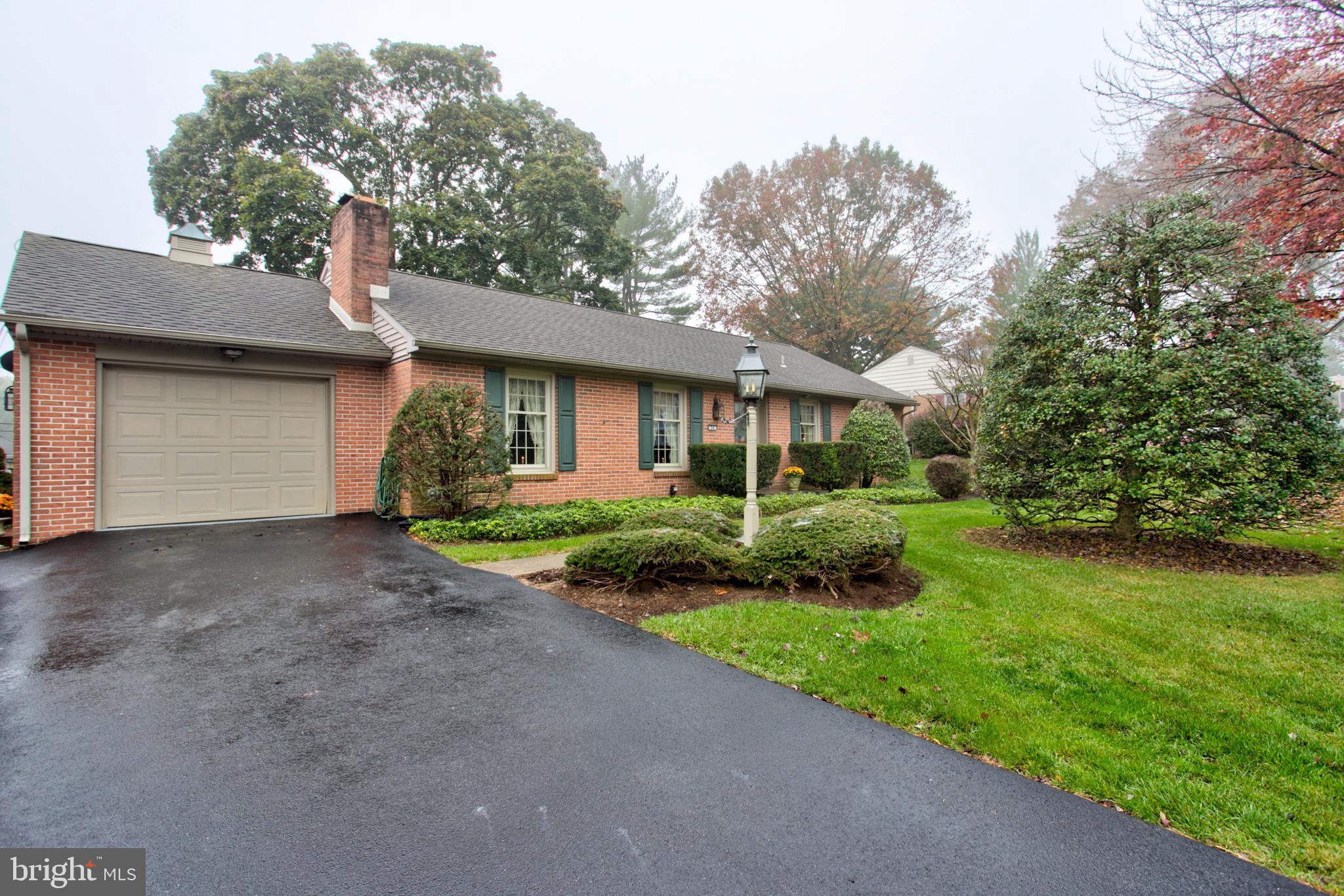 54 Logging Road Leola, PA 17540 - Photo 2 of 23 Beautiful Brick Rancher