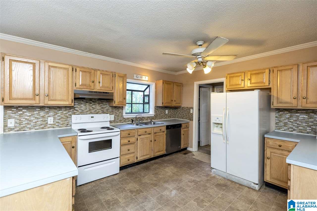 3024 Ashwood Road Bessemer, AL 35023 - Photo 17 of 29 Gallery Image 17