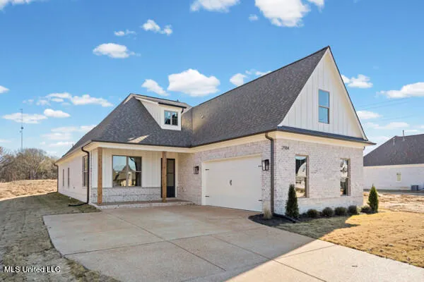 $389,900 | 2984 Eden Lane, Nesbit, MS 38651