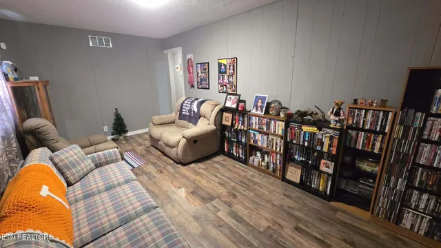 $175,000 | 957 Allardt Highway, Jamestown, TN 38556