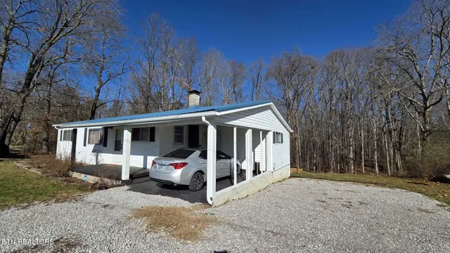 $175,000 | 957 Allardt Highway, Jamestown, TN 38556