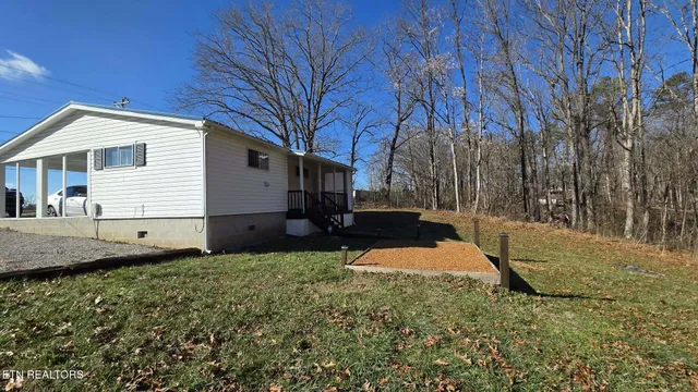 $175,000 | 957 Allardt Highway, Jamestown, TN 38556