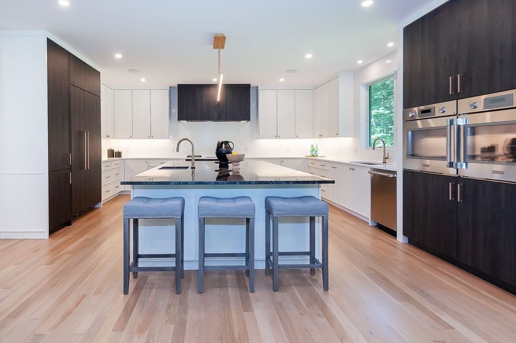 5 Deer Run Marion, MA 02738 - Photo 3 of 42