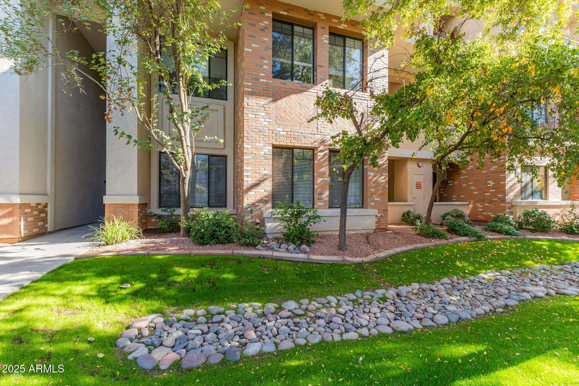 2989 North 44th Street, Unit 1003 Phoenix, AZ 85018 - Photo 22 of 41 Common Area