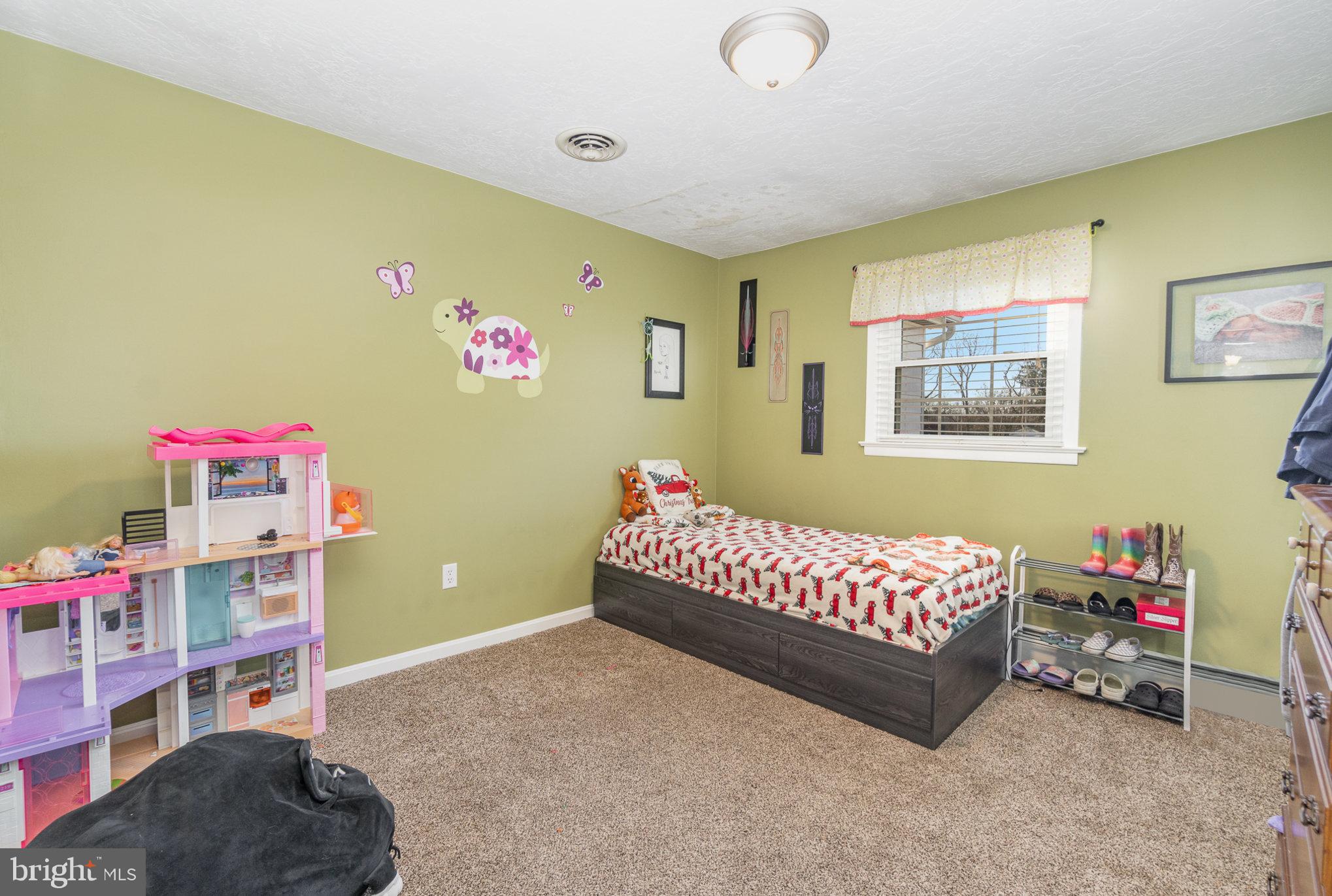 2445 Church Road York, PA 17408 - Photo 16 of 26 Gallery Image 16