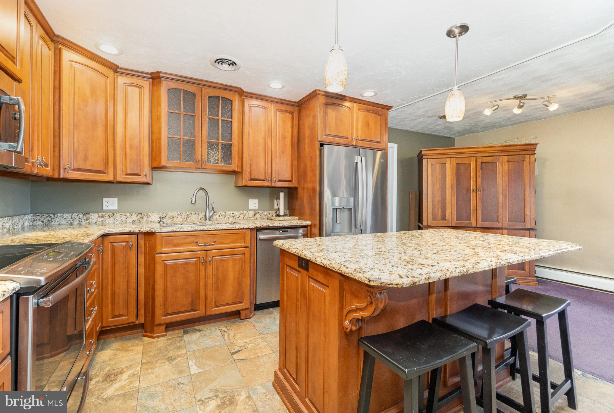 2445 Church Road York, PA 17408 - Photo 10 of 26 Gallery Image 10