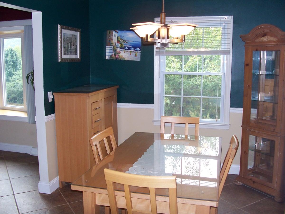 6232 Merriman Road Roanoke, VA 24018 - Photo 3 of 12 Dining Room