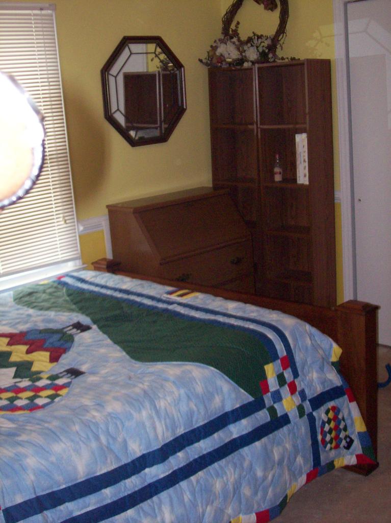 6232 Merriman Road Roanoke, VA 24018 - Photo 8 of 12 Bedroom2