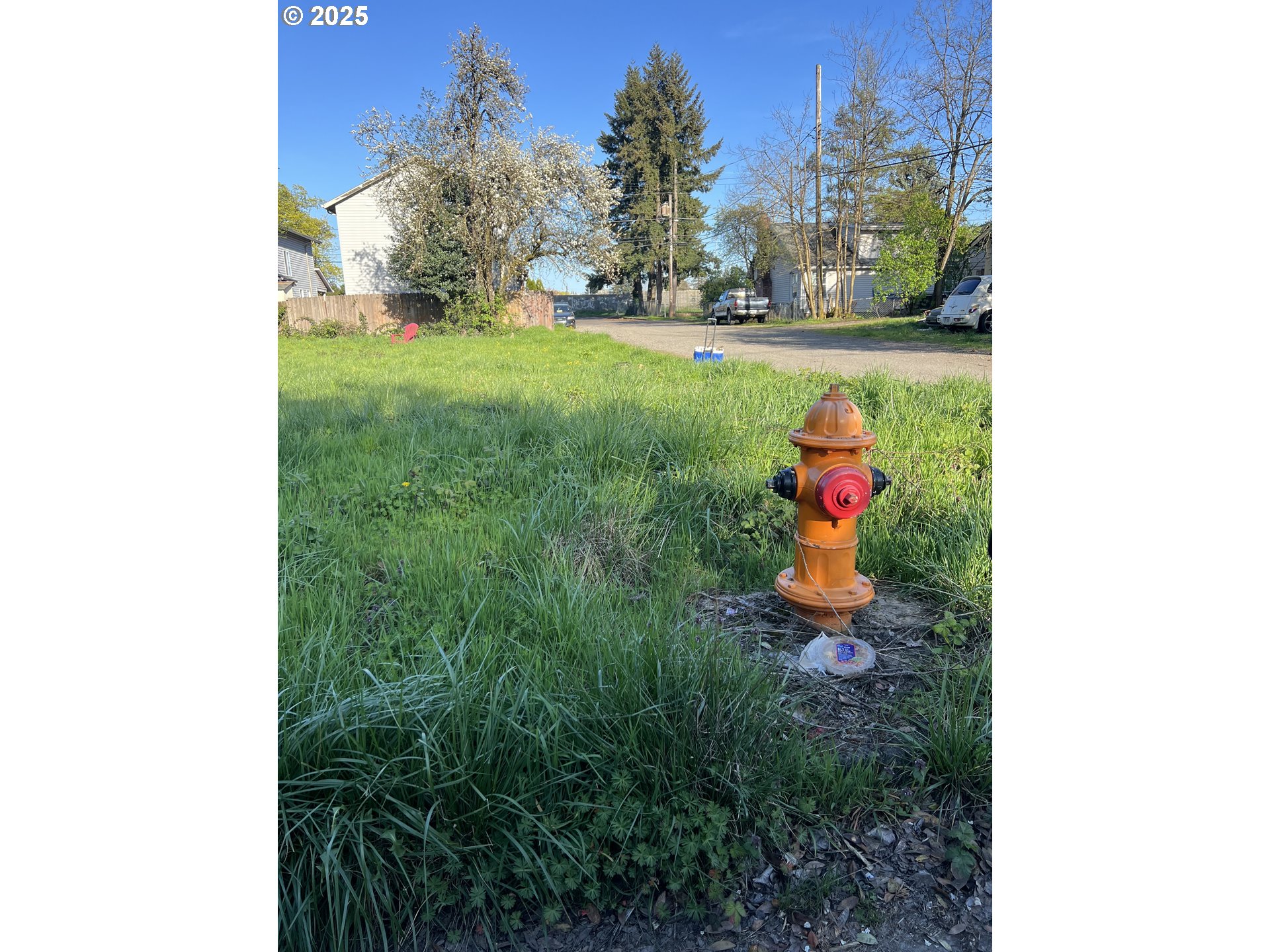 804 Northeast 93rd Avenue Portland, OR 97220 - Photo 3 of 6