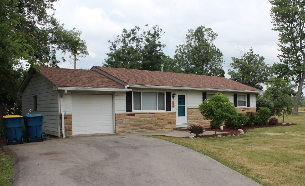 11070 Ruckle Street Carmel, IN 46280 - Photo 2 of 16 Gallery Image 2