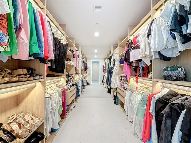 $2,975,000 | 2000 South Ocean Drive, Unit 12A, Hallandale Beach, FL 33009