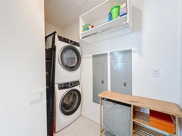 $2,975,000 | 2000 South Ocean Drive, Unit 12A, Hallandale Beach, FL 33009