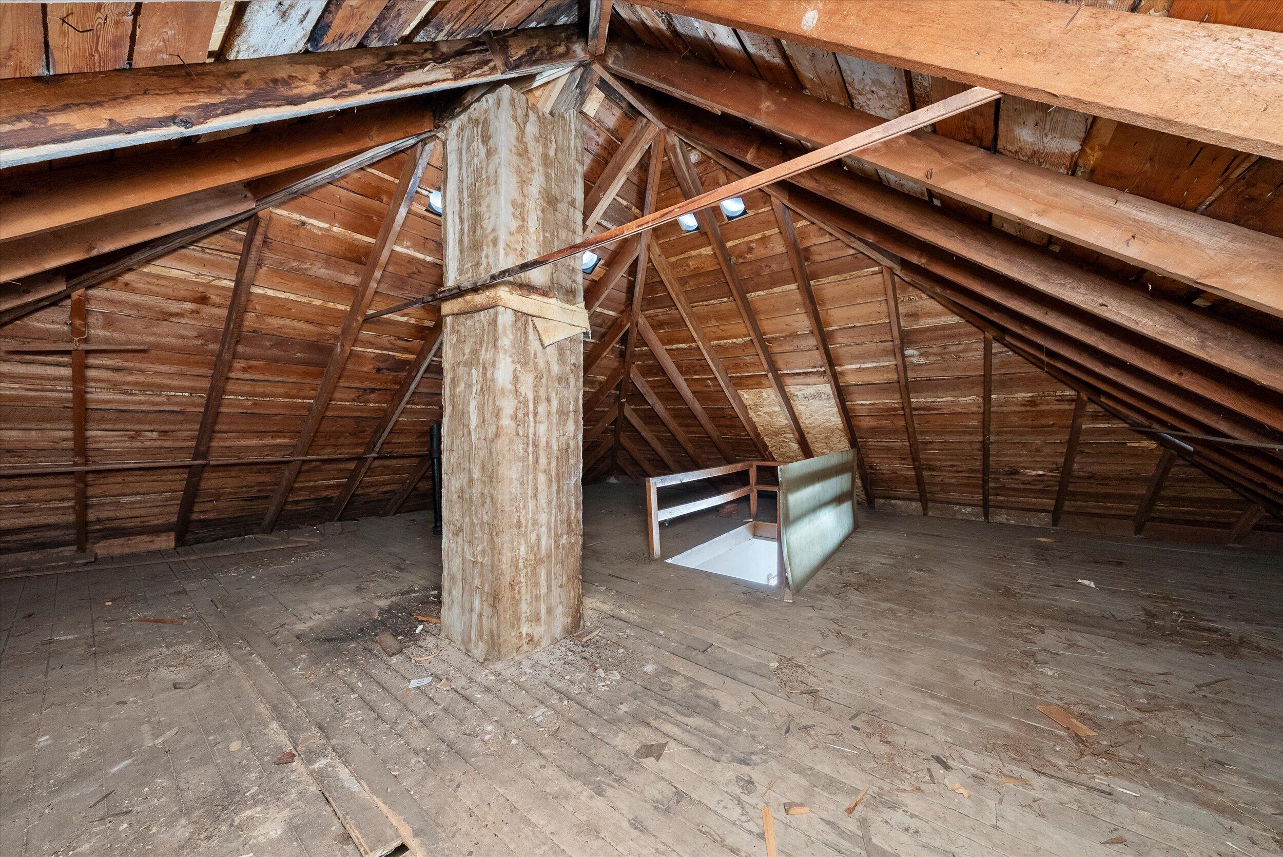 3661 Blue Goose Road West Bend, WI 53095 - Photo 26 of 66 26-Attic