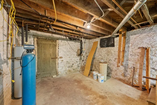 $419,900 | 3661 Blue Goose Road, West Bend, WI 53095