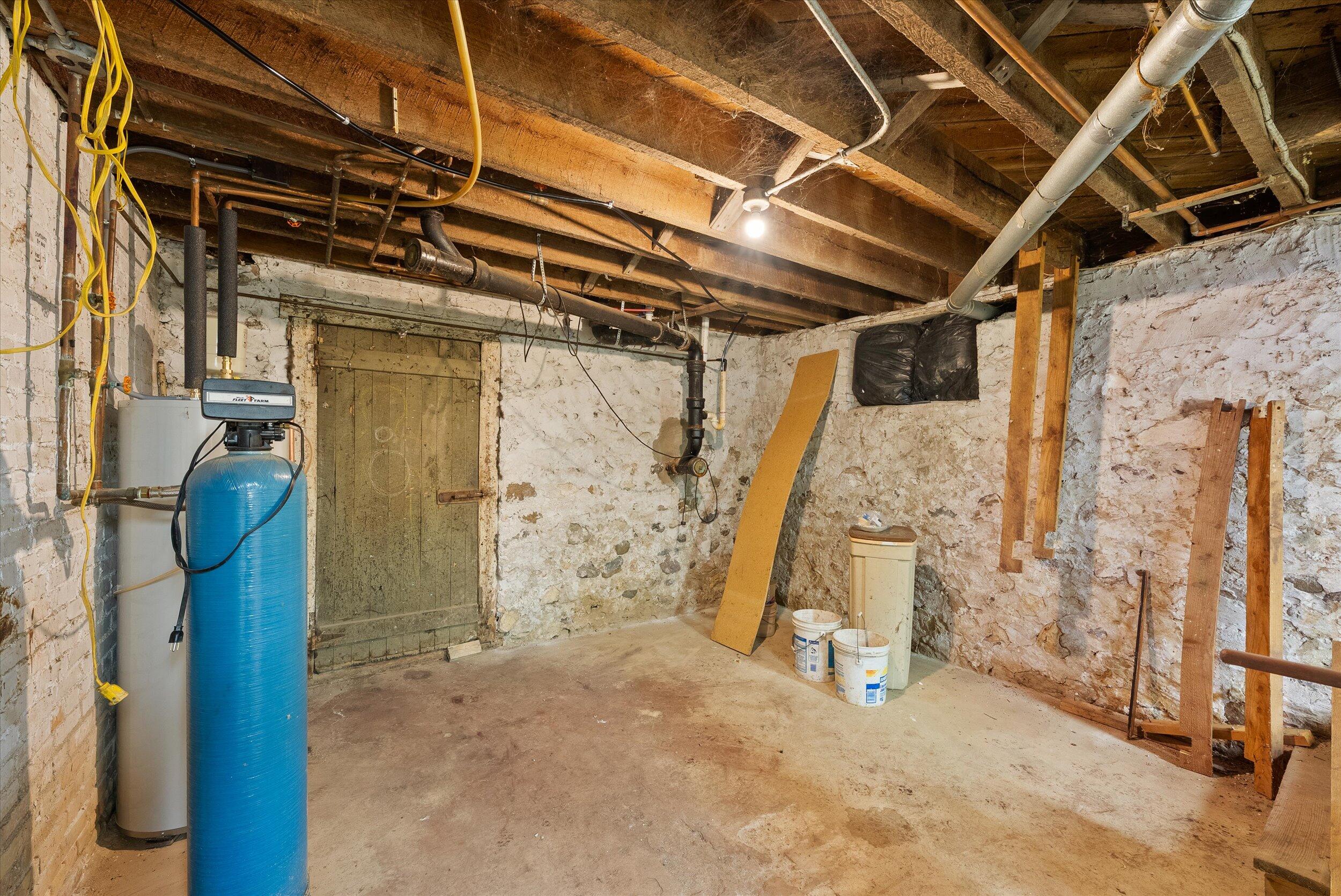 3661 Blue Goose Road West Bend, WI 53095 - Photo 29 of 66 29-Lower Level