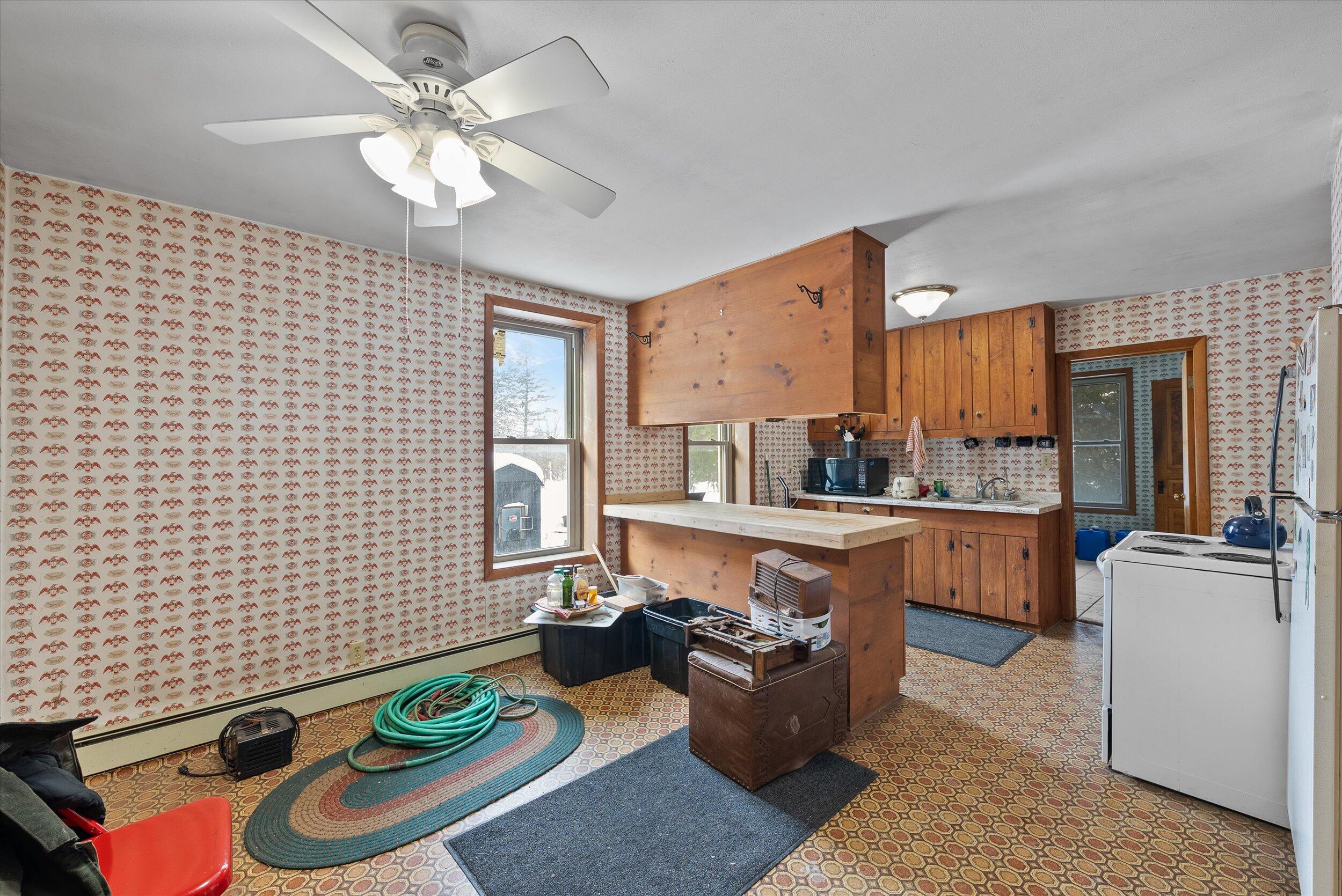 3661 Blue Goose Road West Bend, WI 53095 - Photo 3 of 66 03-Dining and Kitchen