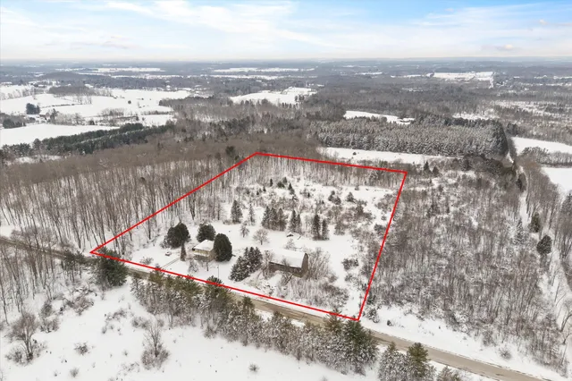 $419,900 | 3661 Blue Goose Road, West Bend, WI 53095