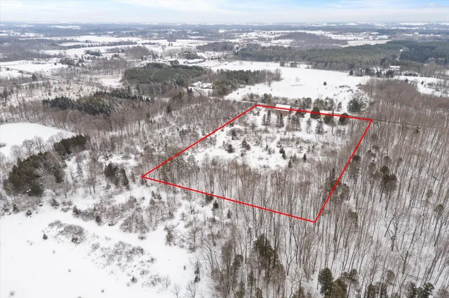 $419,900 | 3661 Blue Goose Road, West Bend, WI 53095