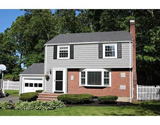 75 Robin Hood Road Stoneham, MA 02180 - Photo 2 of 27 Gallery Image 2