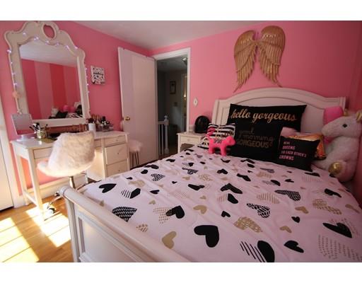 75 Robin Hood Road Stoneham, MA 02180 - Photo 24 of 27 Gallery Image 24