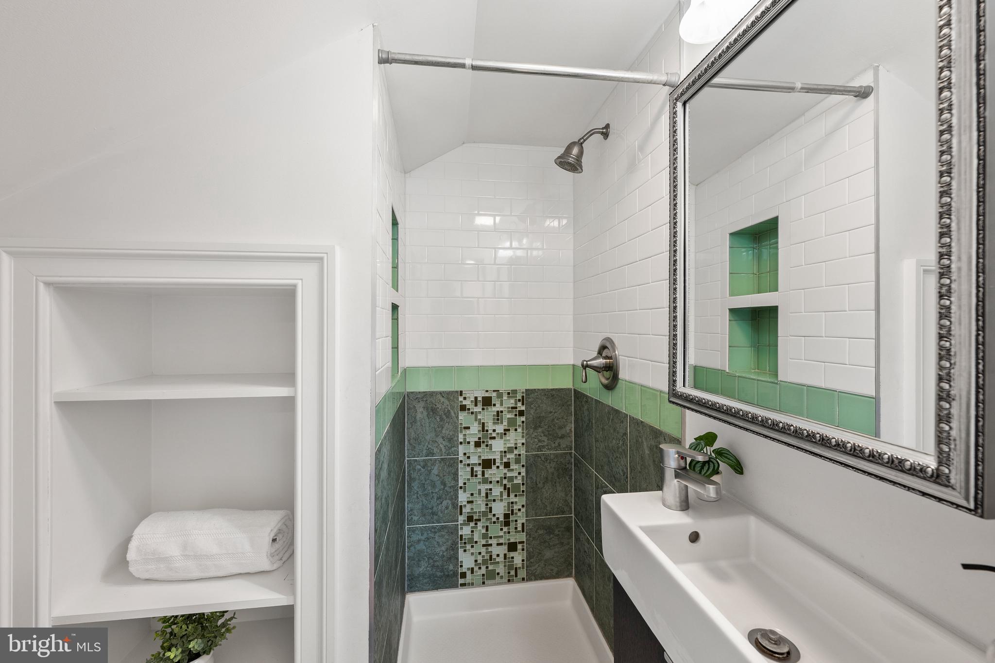 535 6th Street Southeast Washington, DC 20003 - Photo 28 of 40