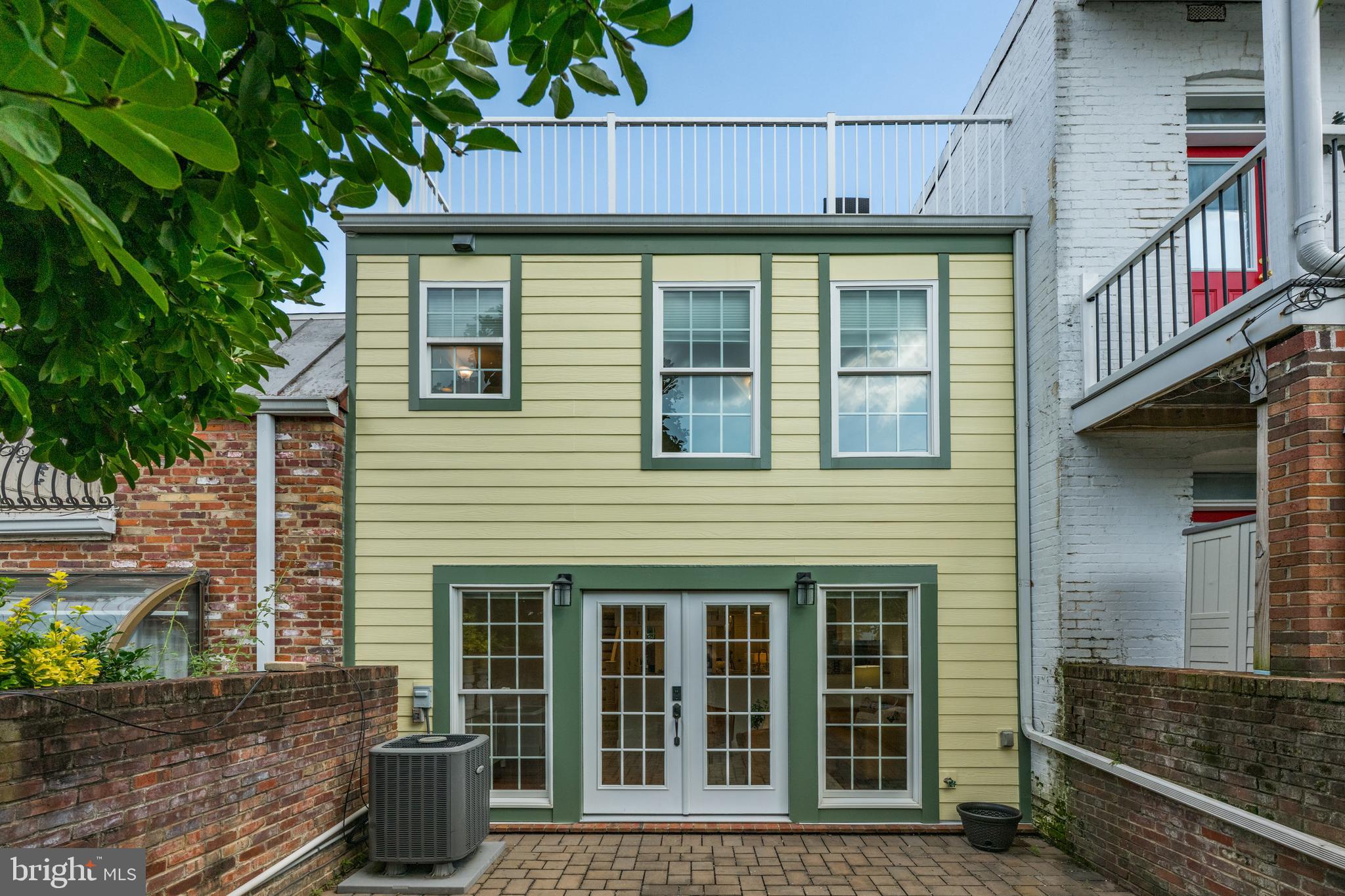 535 6th Street Southeast Washington, DC 20003 - Photo 32 of 40