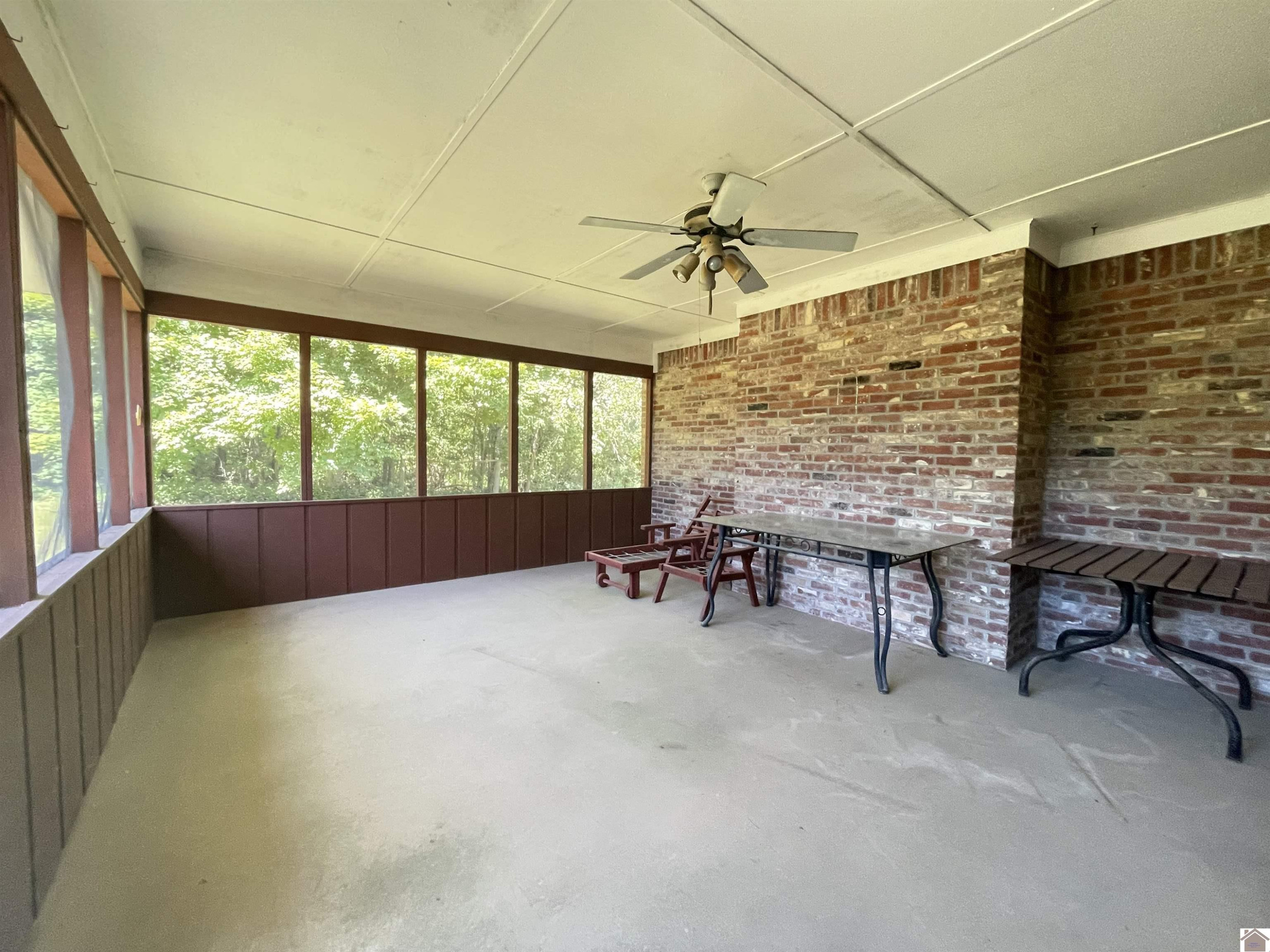 868 South Tanyard Road Cadiz, KY 42211 - Photo 16 of 37 Photo 16