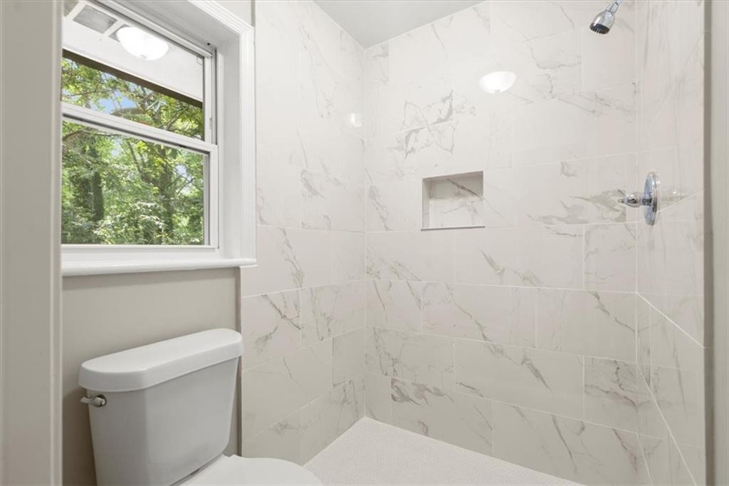 1879 King George Lane Southwest Atlanta, GA 30331 - Photo 22 of 46