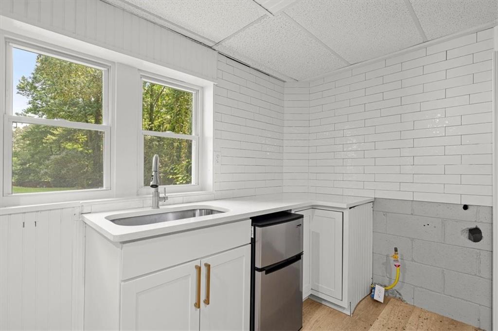 1879 King George Lane Southwest Atlanta, GA 30331 - Photo 34 of 46