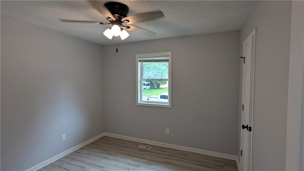 2005 North Plymouth Road Independence, MO 64058 - Photo 28 of 69
